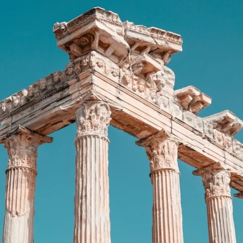 Сиде — гармония древности, красоты и современности