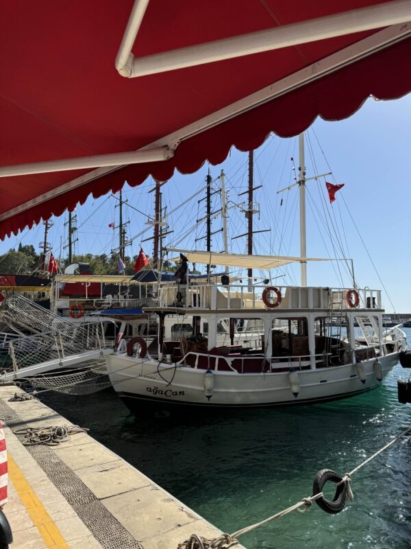 Анталья-за-один-день-на-авто-—-all-inclusive