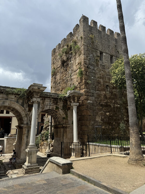 Та-самая-Анталья-Старый-город-и-его-история-19